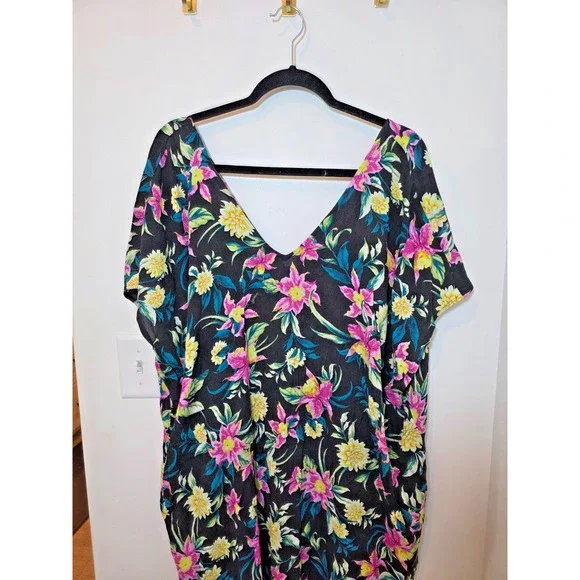 Torrid Maxi Washable Gauze Black Floral Caftan Cover-Up Dress Size 3 Rayon - Picture 2 of 9